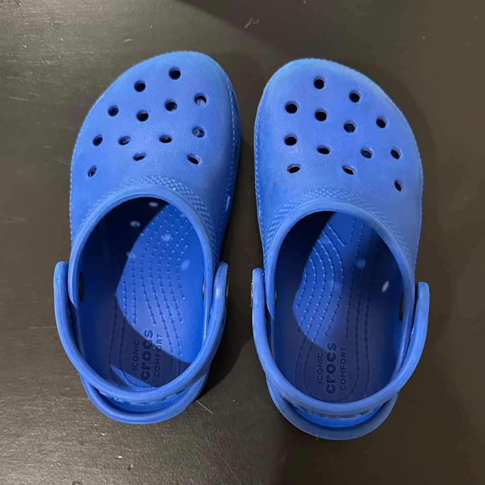 CROCS Kids Bright Blue Sandals